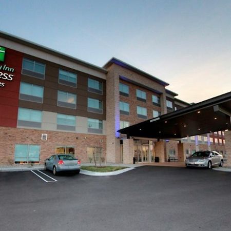 Holiday Inn Express & Suites - Detroit North - Roseville By Ihg Exteriör bild